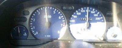 ST200 5th gear 140kmh 3950rpm.JPG
