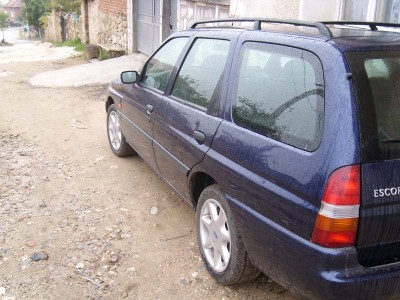 ford-2.jpg